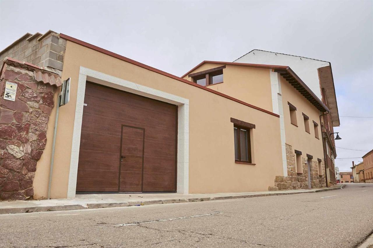 Casa Rural Nueve Villas Amusco Exterior photo